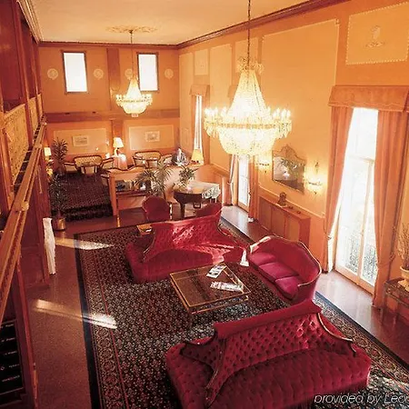 Regina Olga 酒店 4*