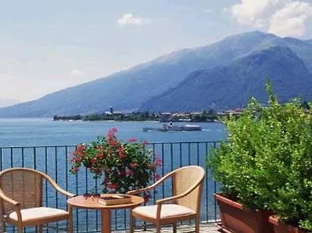 酒店 Regina Olga 4*